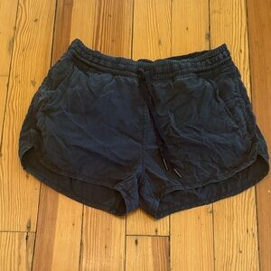 lululemon athletica black Athletic Shorts
